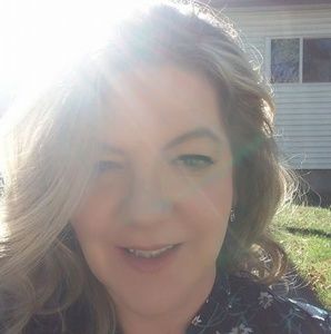 Meet your Posher, Deanne